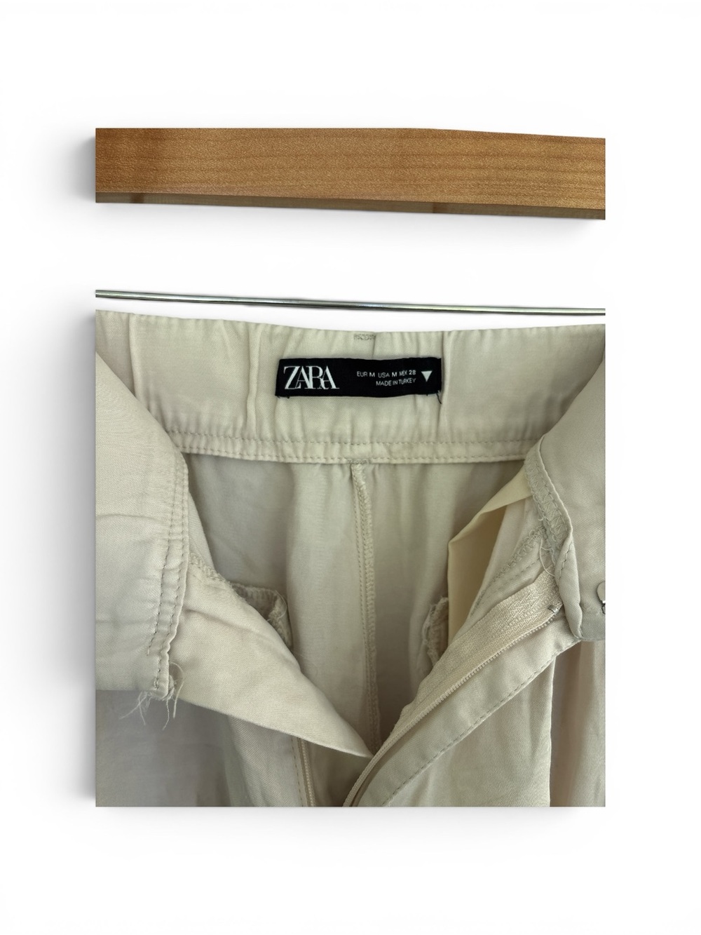 Zara Cream High-Waist Pleated Shorts